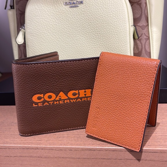 Coach 3 In 1 Wallet Leatherware
Dark Saddle/Canyon - Picture 15 of 16